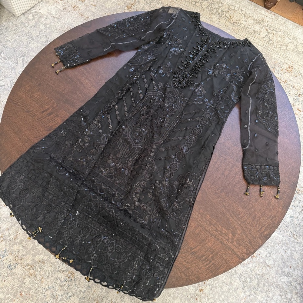 Elegant Black Embroidered shalwar kameez